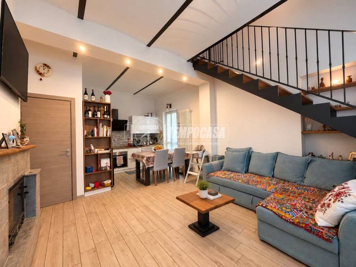 Casa quadrilocale in vendita in Via Alba, Centro, Fossano