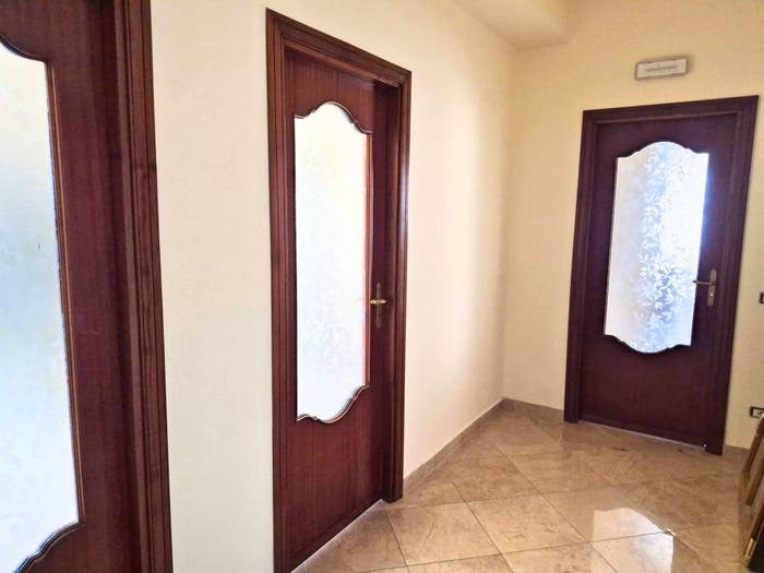 Appartamento con 6 locali in vendita in Traversa Ettore Vitale, Pontegrande Sant'Elia, Catanzaro
