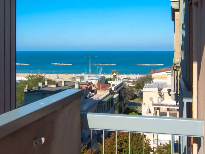 Appartamento trilocale in vendita in via Giuseppe Parini, Piazza Salotto Corso Umberto, Pescara