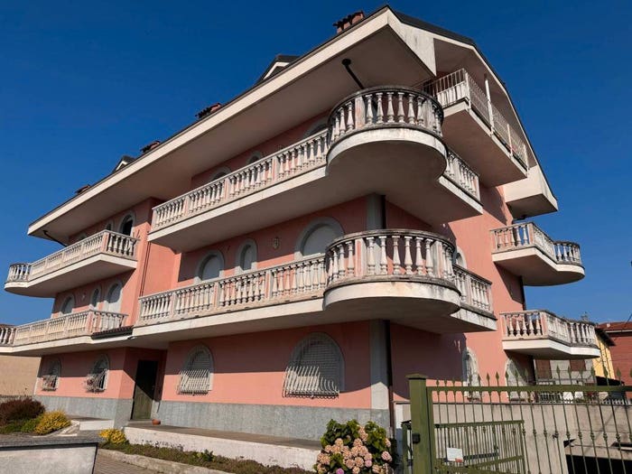 Appartamento quadrilocale in vendita in Via Battitore, Centro, Ciriè