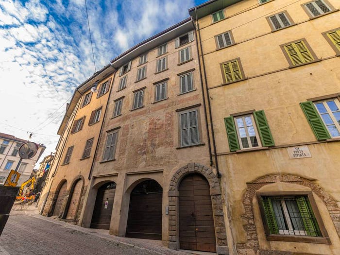 Casa con 6 locali in vendita in Via Porta Dipinta, Mura Veneziane Rocca, Bergamo