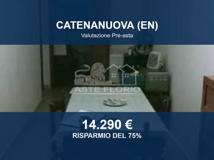 Appartamento con 5 locali in vendita in Via Risorgimento, Catenanuova