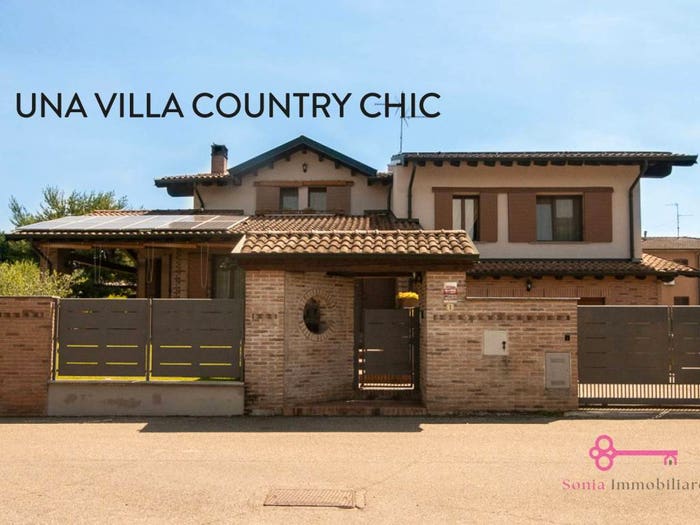 Casa con 5 locali in vendita in Via Gaetano Donizetti, Centro, Pieve Fissiraga