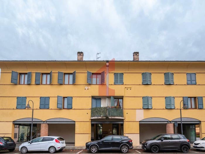Appartamento con 5 locali in vendita in Via V Vaccari, Centro, Fontanellato