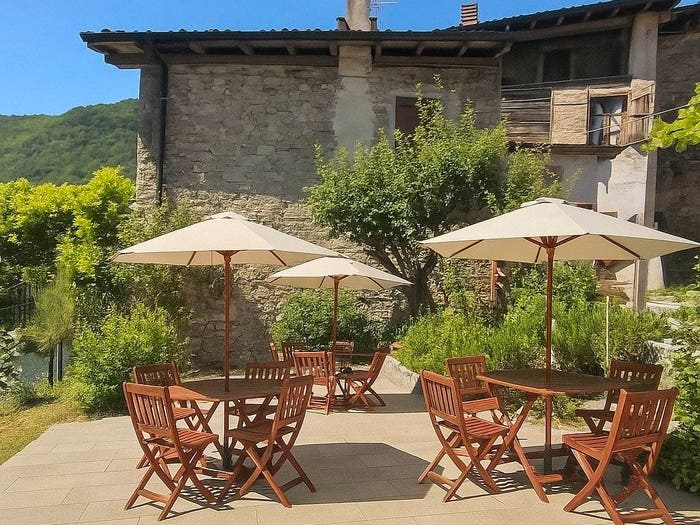 Casa quadrilocale in vendita in Via Valle, Valvestino