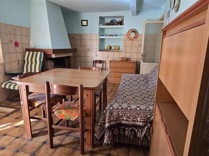 Casa quadrilocale in vendita in Via Principale, Mozzagrogna