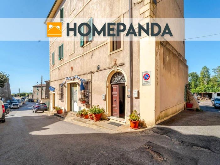 Appartamento con 6 locali in vendita in Via C Pellegrini, Centro, Roccastrada