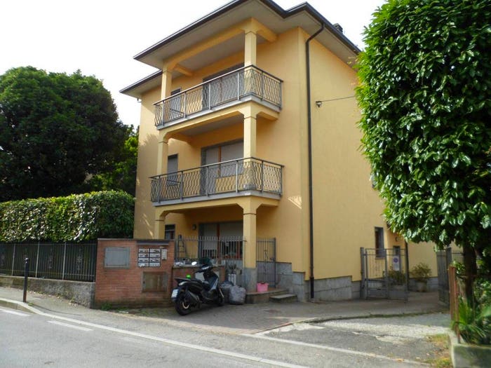 Casa quadrilocale in vendita in Via Creva, Centro, Luino