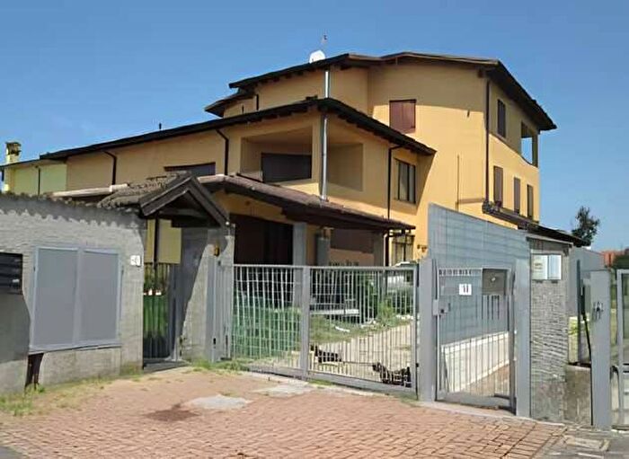 Appartamento trilocale in vendita in VIA CALAMANDREI, Zorlesco, Casalpusterlengo