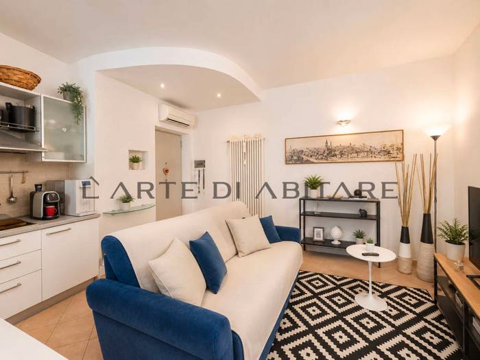 Appartamento bilocale in vendita in Piazza Renato Simoni, Valverde, Verona
