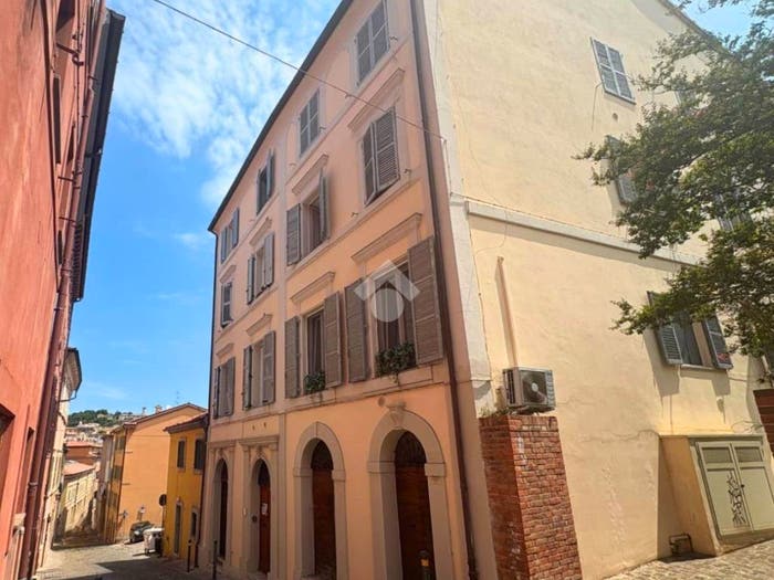 Appartamento bilocale in vendita in Via Francesco Podesti, Capodimonte, Ancona