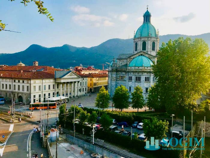 Appartamento bilocale in vendita in Via Giuseppe Rovelli, Centro Storico, Como