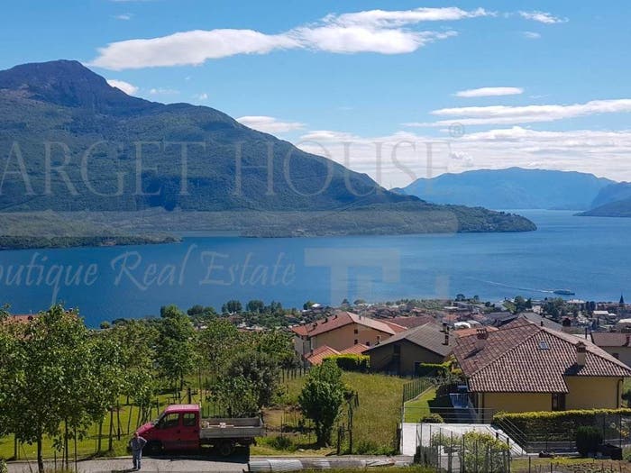 Appartamento trilocale in vendita in Via Arbosto, Vercana