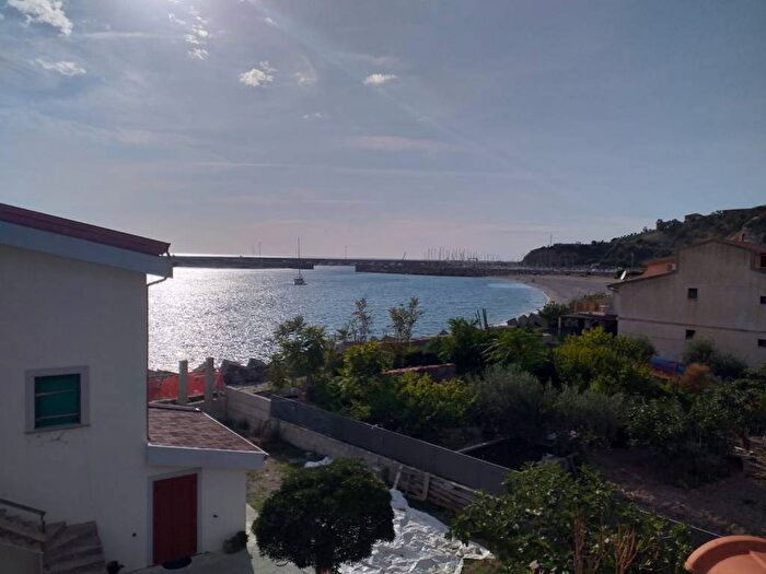 Casa con 6 locali in vendita in Via Porto, Cetraro Marina, Cetraro