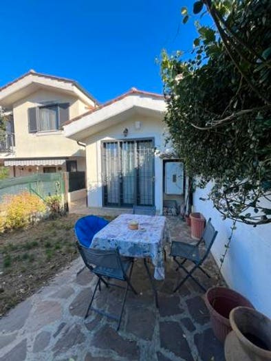 Casa con 5 locali in vendita in Via Cerveteri, Manziana