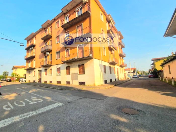 Appartamento trilocale in vendita in Via Luchino Visconti, Centro, Parabiago