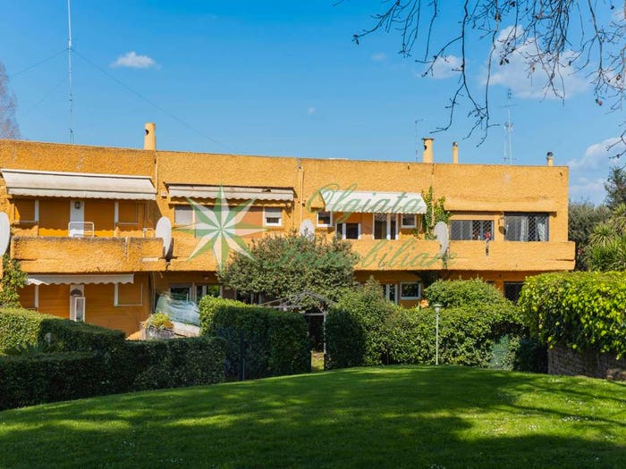 Casa con 5 locali in vendita in Largo dell'Olgiata, Olgiata, Roma