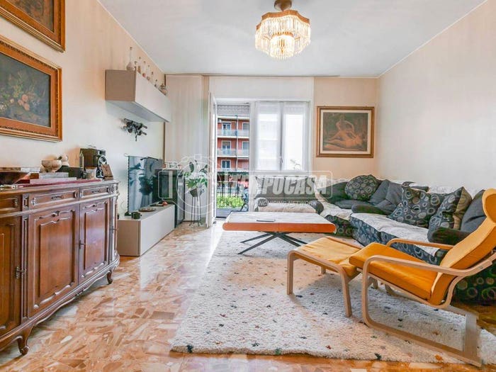Appartamento trilocale in vendita in Via Andrea Solari, Solari, Milano
