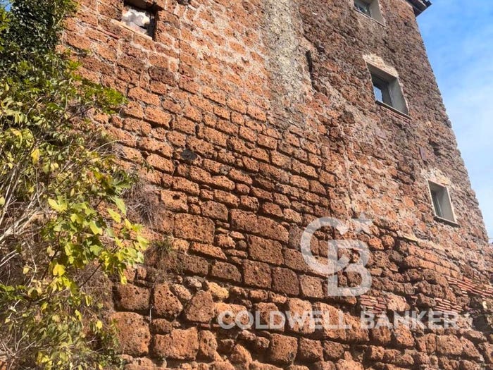 Casa con 6 locali in vendita in Vicolo dell'Oca, Centro, Sutri