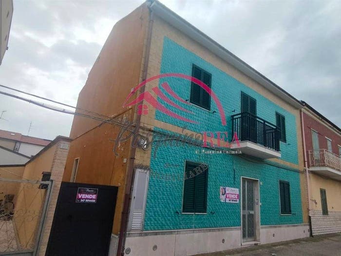 Casa con 6 locali in vendita in Centro, Campomarino