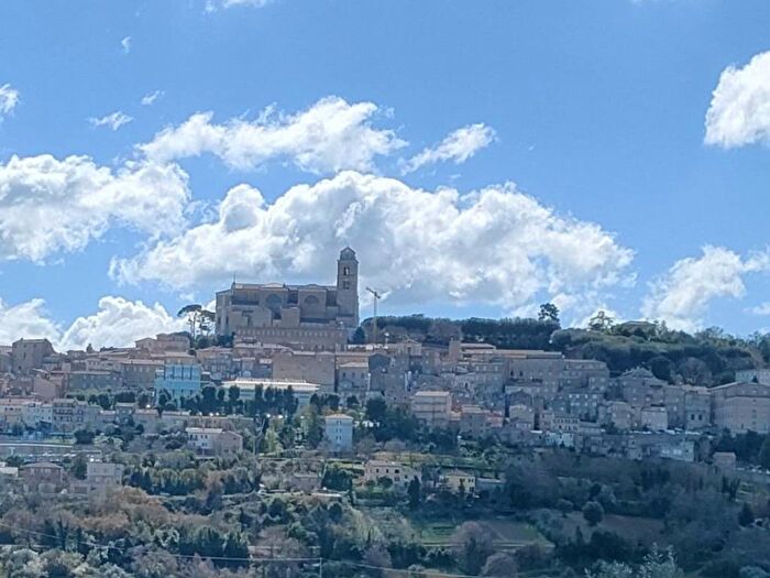 Appartamento trilocale in vendita in Centro, Fermo