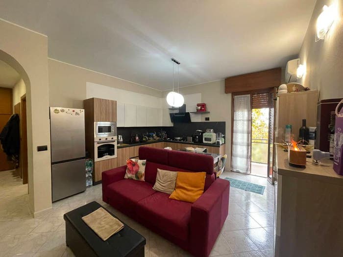 Appartamento bilocale in vendita in Via dei Platani, Centro, Garbagnate Milanese