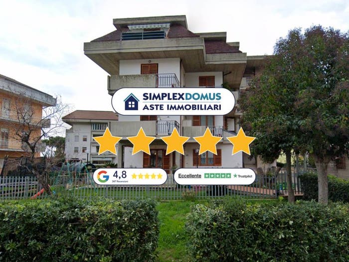 Appartamento quadrilocale in vendita in VIA UMBRIA, Centro, Grottammare