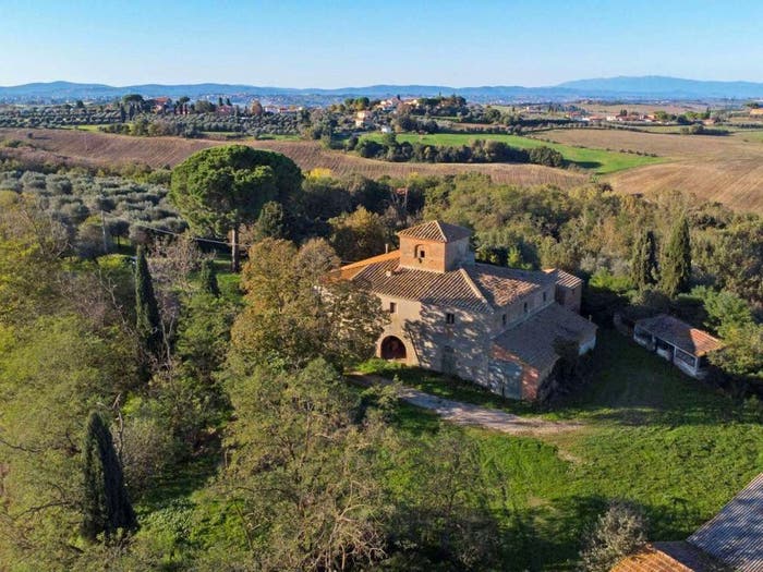 Casa con 6 locali in vendita in Case Sparse Ossaia Pergo, Cortona