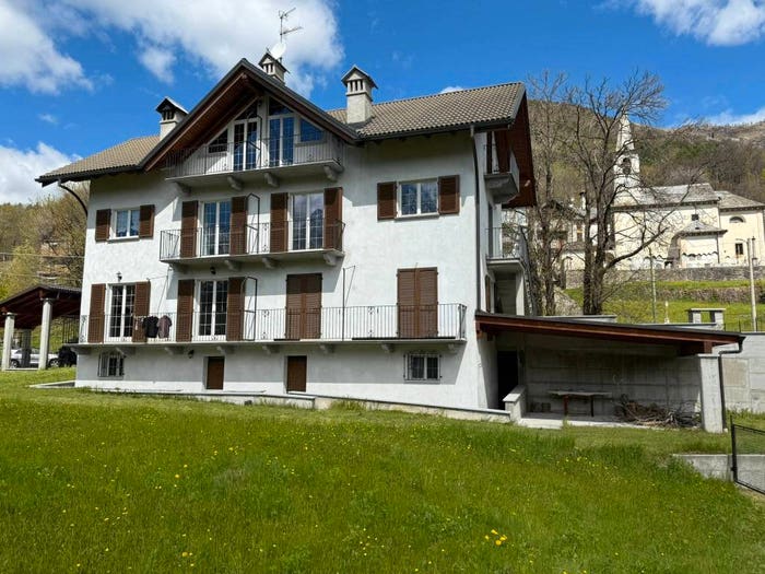 Casa con 6 locali in vendita in Via Druogno, Albogno, Druogno
