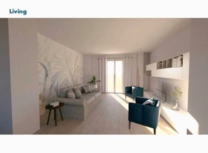 Appartamento quadrilocale in vendita in Piazza delle Baleari, Marina di Pisa, Pisa