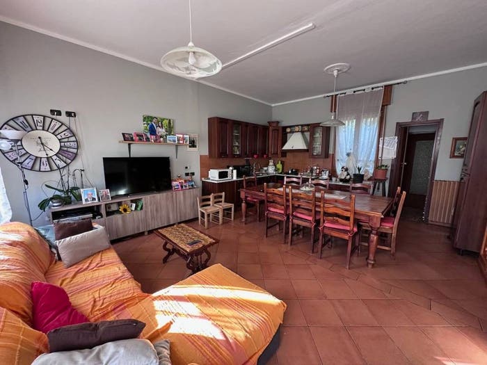 Casa quadrilocale in vendita in Via Luigi Montemartini, Goido, Mede