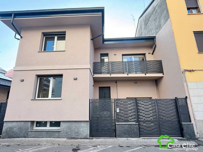 Appartamento quadrilocale in vendita in Via Giuseppina Biggiogero, Melegnano