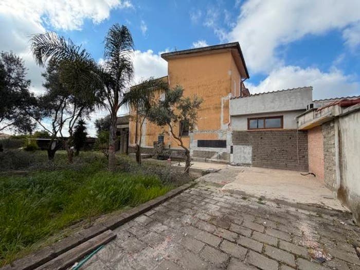 Casa con 5 locali in vendita in Loricina Seccia Tre Cancelli, Nettuno