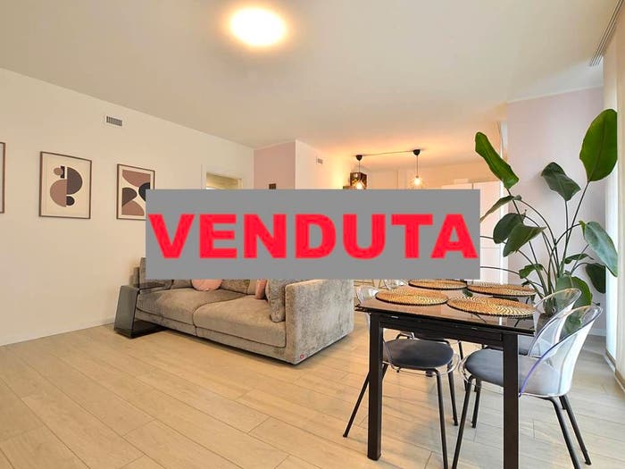 Appartamento trilocale in vendita in Via Guglielmo Marconi, Roncello