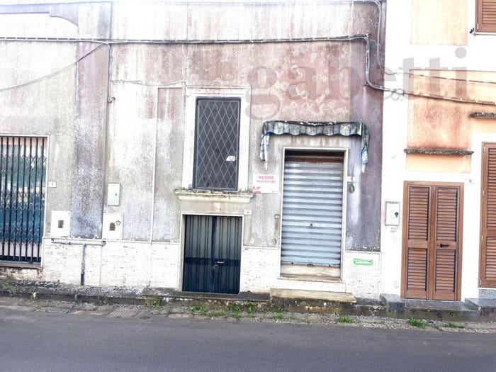 Casa trilocale in vendita in piazza indipendenza, Centro, Ortelle