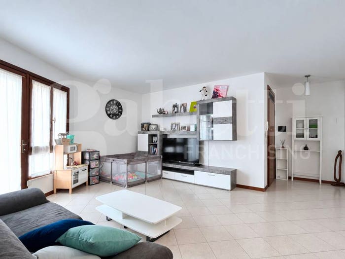 Appartamento con 5 locali in vendita in Via Delfino, Centro, San Vito al Tagliamento