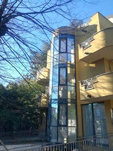 Casa con 6 locali in vendita in Via Dante Alighieri, Centro, Cerro Maggiore