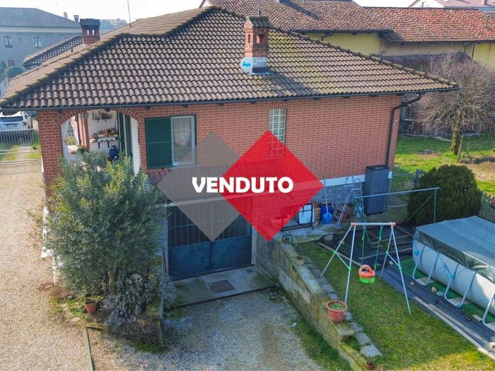 Casa con 6 locali in vendita in Via del Vaschetto, Favari Avatanei, Poirino