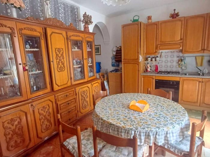 Appartamento trilocale in vendita in Via Umberto I, Piansano