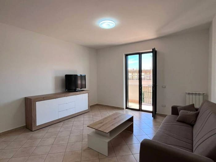Appartamento quadrilocale in affitto in Viale delle Acacie, Pinetamare, Castel Volturno