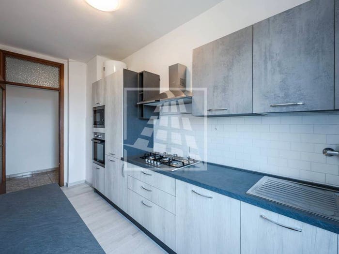 Appartamento trilocale in vendita in Cesare Battisti, Centro, Correggio