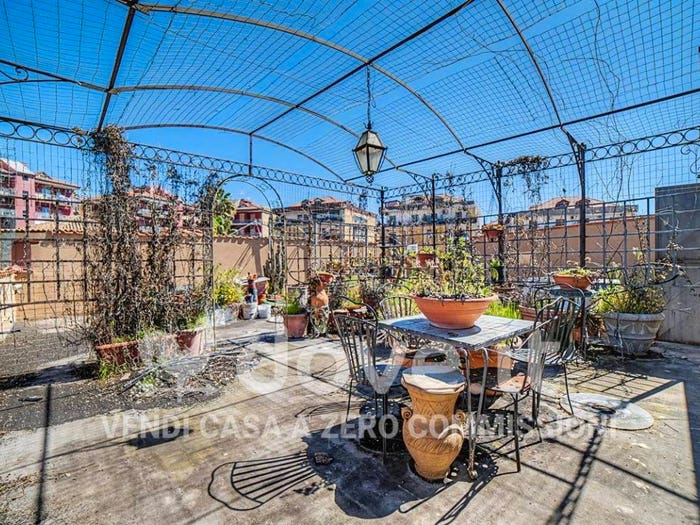 Appartamento trilocale in vendita in Via Maria Ausiliatrice, Centro, Gravina di Catania
