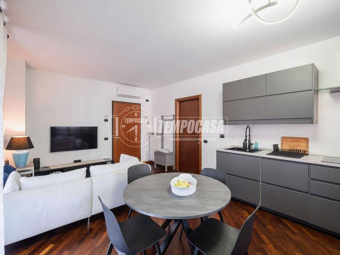 Appartamento trilocale in vendita in Via Morona, Trezzano sul Naviglio
