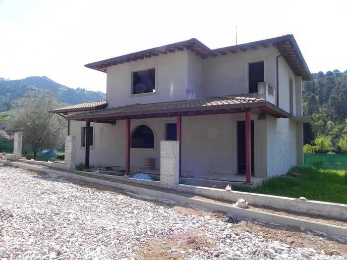 Casa con 6 locali in vendita in Camaiore Paese, Camaiore