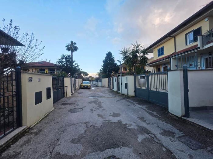 Casa con 6 locali in vendita in Via Marano Quarto, Marano di Napoli