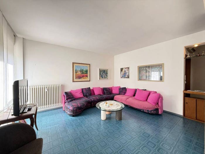 Appartamento quadrilocale in vendita in Via Sforzesca, Bicocca, Novara
