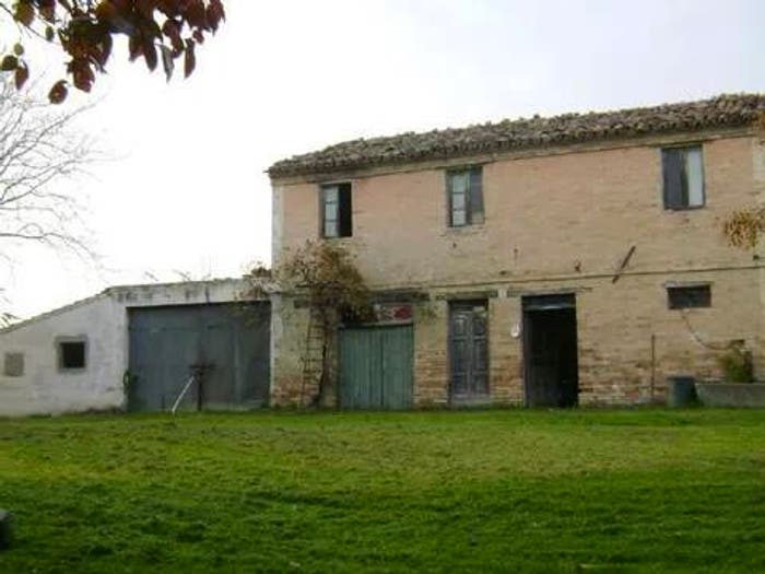 Casa con 6 locali in vendita in Centro, Corridonia