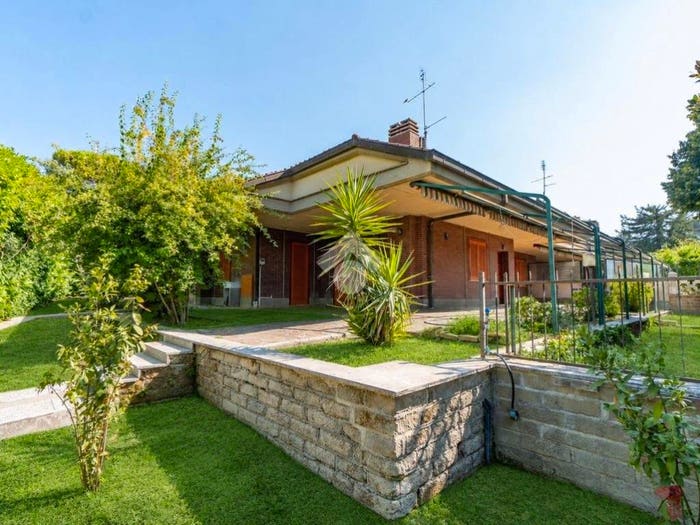 Casa con 6 locali in vendita in Villa in Bifamiliare Viale Vittorio Veneto, Squarciarelli Casalaccio Pratone, Grottaferrata
