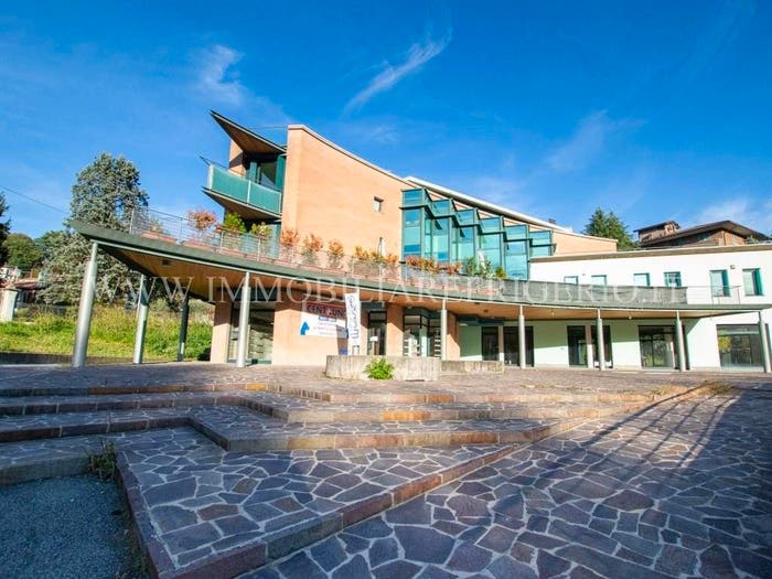 Casa quadrilocale in vendita in via Filatoio, Caprino, Caprino Bergamasco