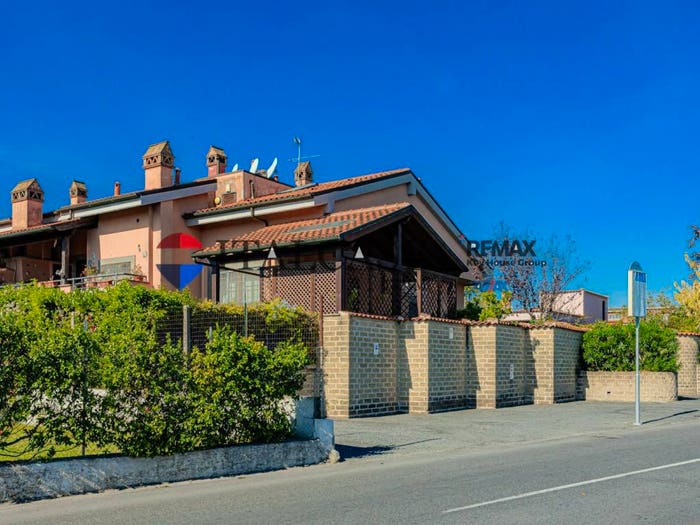 Casa quadrilocale in vendita in Via del Casale Lumbroso, Massimina, Roma